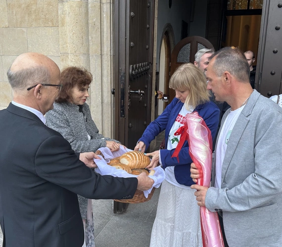 Wigilia Zesłania Ducha Świętego w katedrze Chrystusa Króla w Katowicach