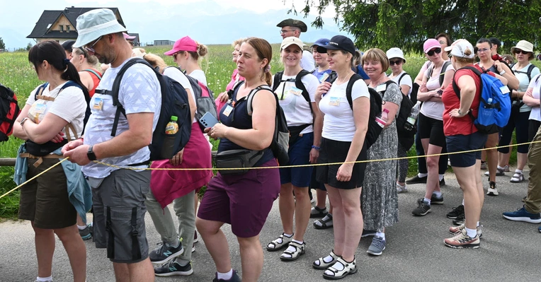 Papież przejechał, oni przeszli