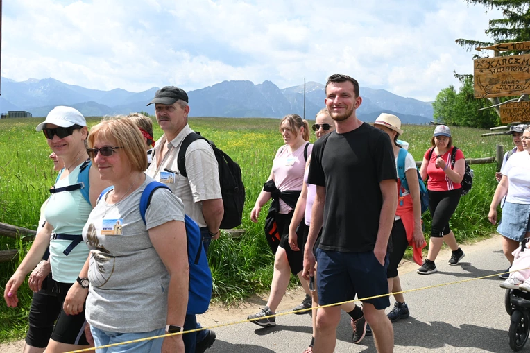 Papież przejechał, oni przeszli