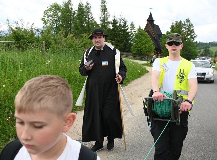 Papież przejechał, oni przeszli
