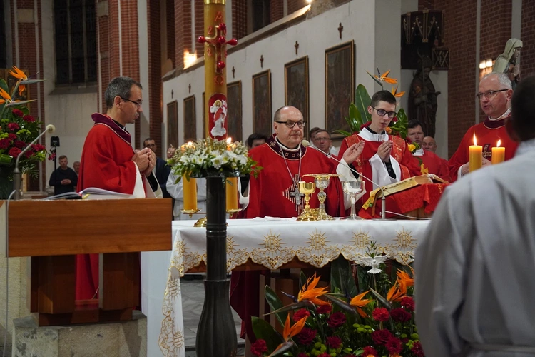 Diecezjalne czuwanie przed Zesłaniem Ducha Świętego - cz. 2.