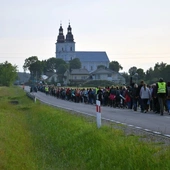 800 kobiet nocą pielgrzymowało z Radomia do Starej Błotnicy
