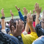 Jezus na Stadionie Legii. Świadectwa