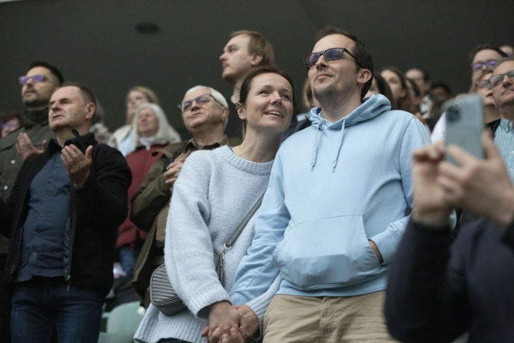 Jezus na Stadionie Legii. Uwielbienie