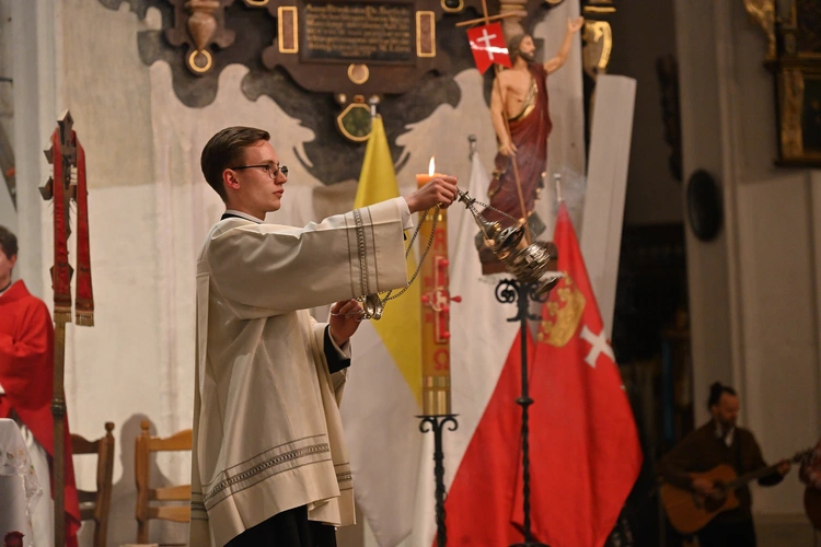 Nocna liturgia przed Zesłaniem Ducha Świętego