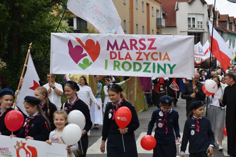 Marsz dla Życia i Rodziny w Żarach