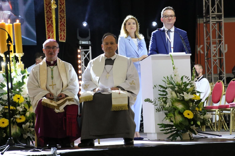950 lat diecezji. Nabożeństwo chrzcielne
