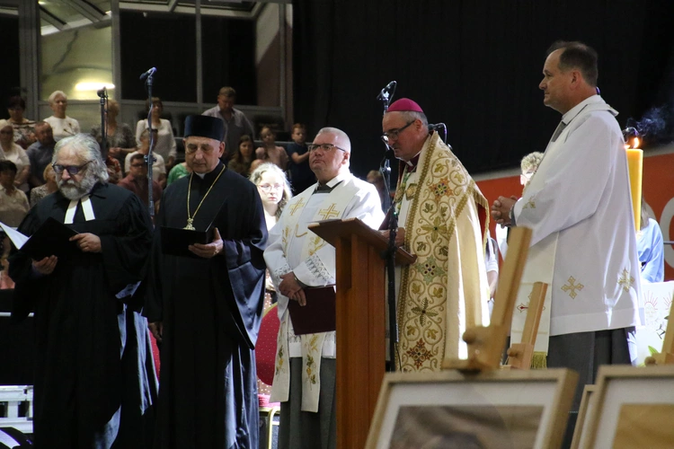 950 lat diecezji. Nabożeństwo chrzcielne