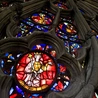 Konflikt pokoleń we francuskim Kościele