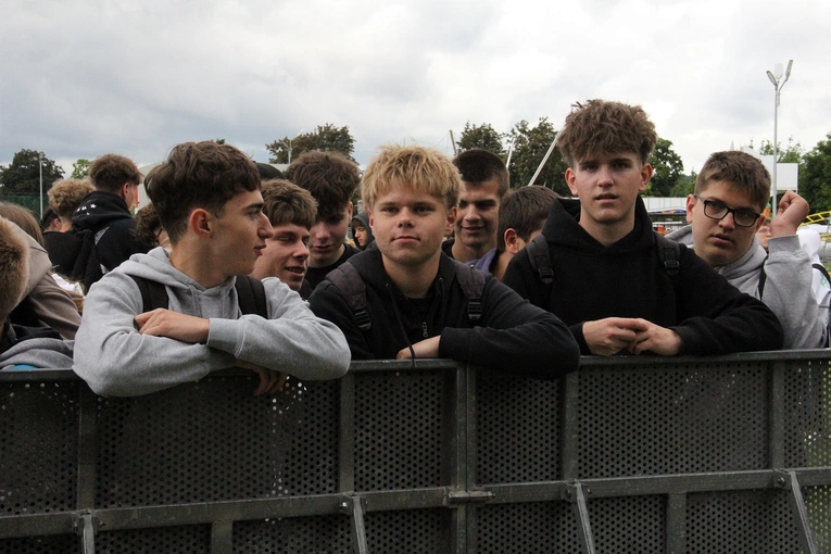 Spotkanie młodzieży w Ziębicach - występ "Wyrwanych z niewoli" i ks. Jakuba Bartczaka