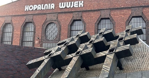 Pod kopalnią Wujek