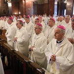KEP w Katowicach. Msza św. w sanktuarium w Piekarach Śląskich