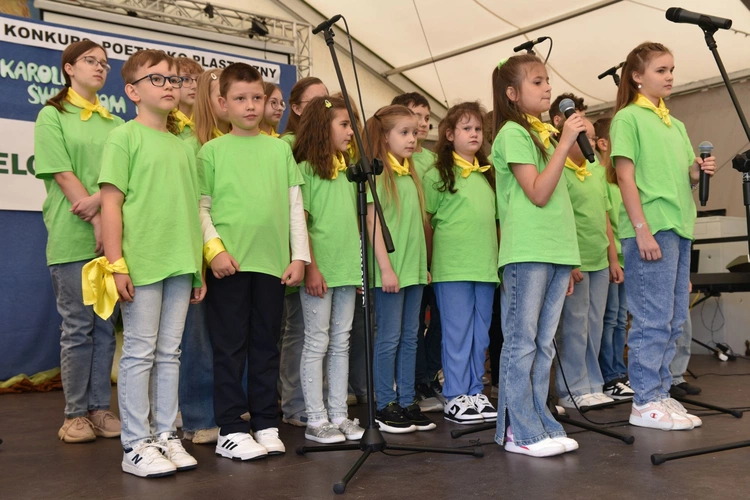 Konkurs o bł. Karolinie
