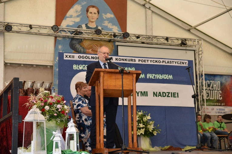 Konkurs o bł. Karolinie