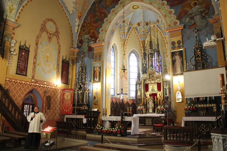 Pielgrzymka ze Sromowiec do kościoła jubileuszowego w Szczawnicy