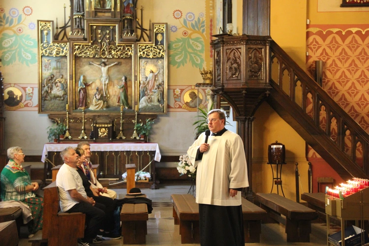 Pielgrzymka ze Sromowiec do kościoła jubileuszowego w Szczawnicy