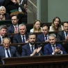 Rząd z wotum zaufania: czy to wystarczy koalicji, by podnieść się po przegranej Trzaskowskiego?