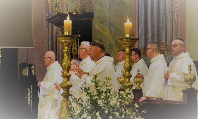 25 lat temu przyrzekli Bogu wierność