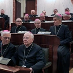 KEP w Katowicach. Biskupi w gmachu Sejmu Śląskiego