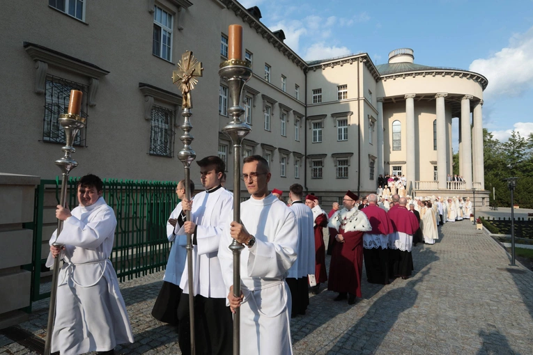 Msza św. dziękczynna z okazji 100-lecia archidiecezji