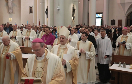 Msza św. dziękczynna z okazji 100-lecia archidiecezji