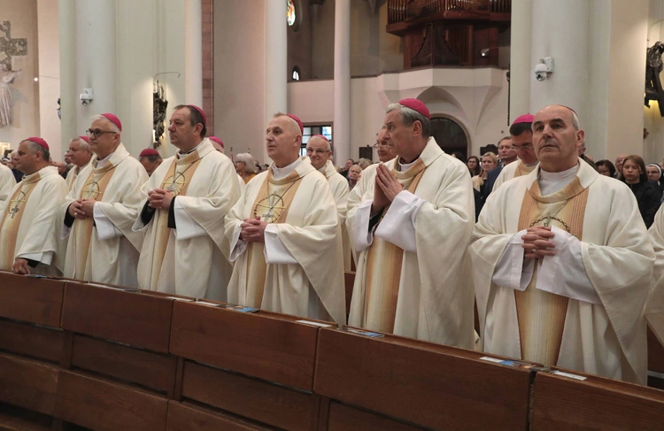 Msza św. dziękczynna z okazji 100-lecia archidiecezji