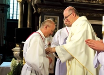 Liturgii przewodniczył ks. Arkadiusz Chwastyk, kanclerz Świdnickiej Kurii Biskupiej.