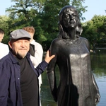 Odsłonięcie rzeźby Ewy Demarczyk nad Stawkiem Zamkowym