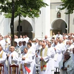 Pielgrzymka tarnowskich kapłanów do Tuchowa