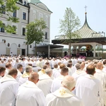 Pielgrzymka tarnowskich kapłanów do Tuchowa