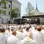 Pielgrzymka tarnowskich kapłanów do Tuchowa