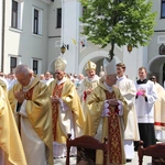 Pielgrzymka tarnowskich kapłanów do Tuchowa