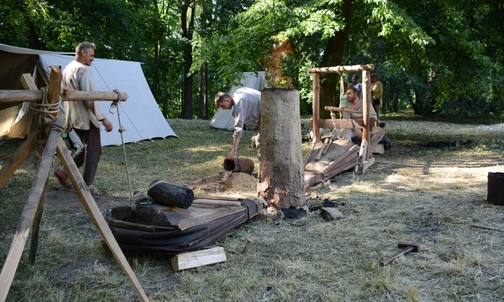 Miasteczko Śląskie. W niedzielę festiwal pradawnych rzemiosł "Dymarki Śląskie"