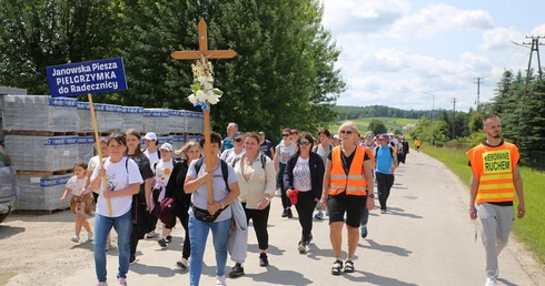 Piesza pielgrzymka do Radecznicy