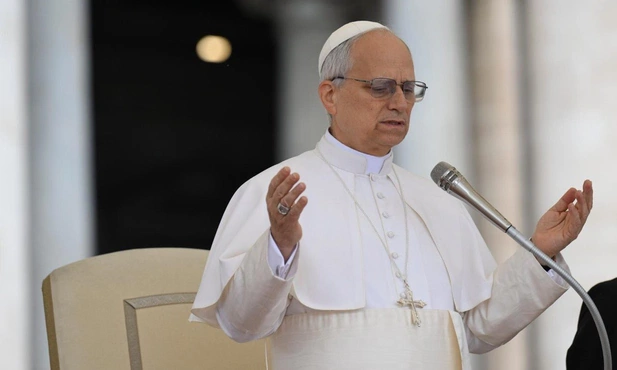 Papież Leon XIV głęboko zasmucony katastrofą samolotu w Indiach