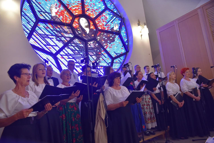 100 lat parafii św. Antoniego w Gołkowicach