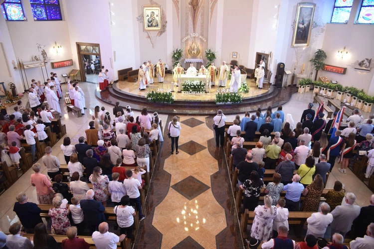 100 lat parafii św. Antoniego w Gołkowicach