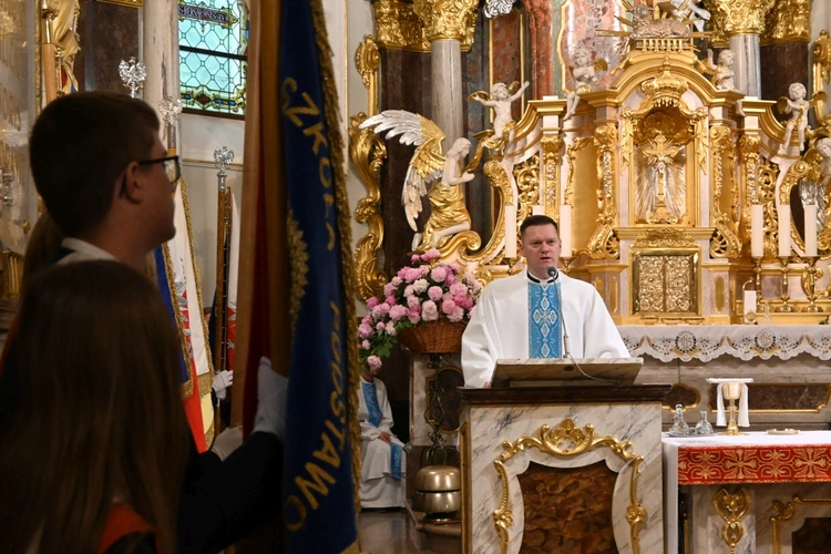 Pielgrzymka szkół im. Jana Pawła II