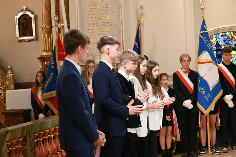 Pielgrzymka szkół im. Jana Pawła II