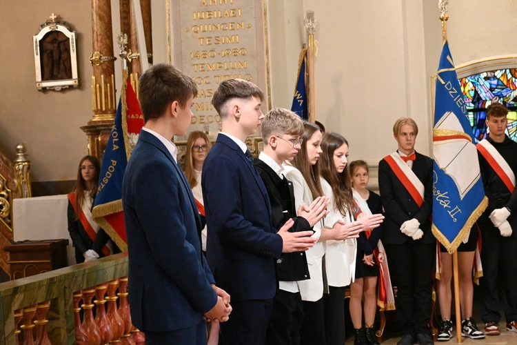 Pielgrzymka szkół im. Jana Pawła II