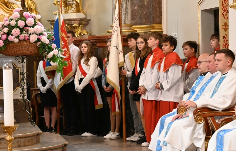 Pielgrzymka szkół im. Jana Pawła II