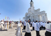 Poświęcenie sanktuarium św. Jana Pawła II w Radzyminie