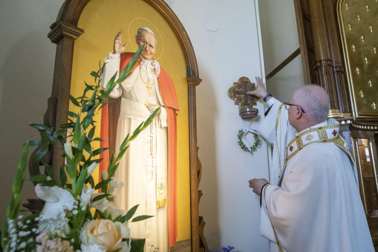 Poświęcenie sanktuarium św. Jana Pawła II w Radzyminie, cz. II