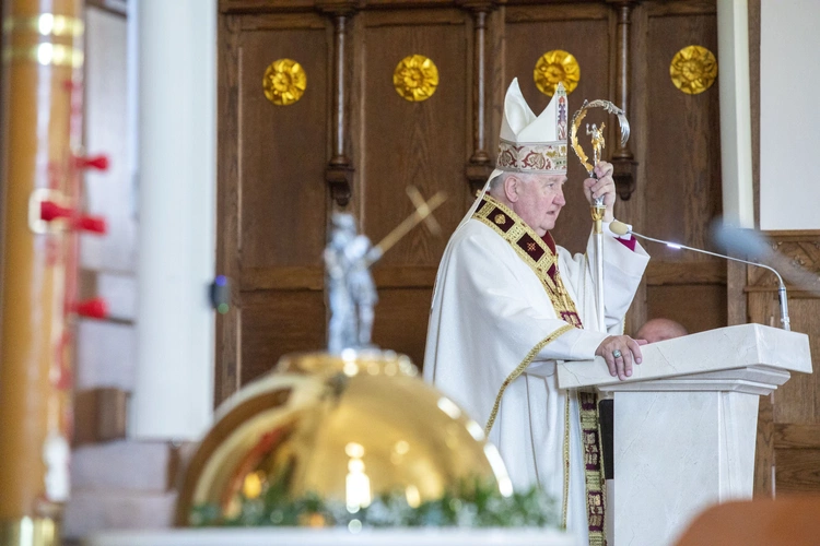 Poświęcenie sanktuarium św. Jana Pawła II w Radzyminie, cz. II