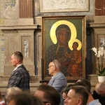 Płock. XII Ogólnopolska Pielgrzymka Nadzwyczajnych Szafarzy Komunii Świętej - cz.I