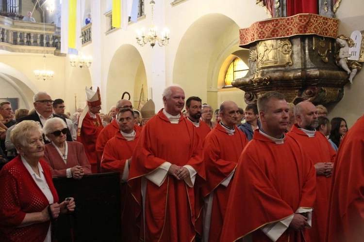 Uroczystość 100. rocznicy święceń bł. ks. Richarda Henkesa SAC w Kietrzu