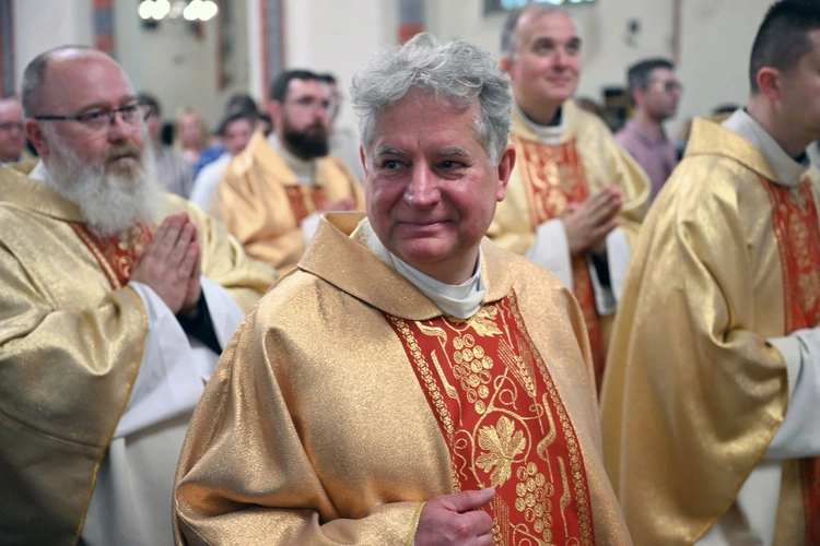 Złoty jubileusz święceń kapłańskich biskupa Edwarda Dajczaka