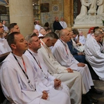 Płock. XII Ogólnopolska Pielgrzymka Nadzwyczajnych Szafarzy Komunii Świętej - cz.II