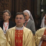 Płock. XII Ogólnopolska Pielgrzymka Nadzwyczajnych Szafarzy Komunii Świętej - cz.II