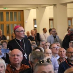 Płock. XII Ogólnopolska Pielgrzymka Nadzwyczajnych Szafarzy Komunii Świętej - cz. III